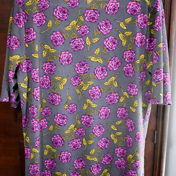 LuLaRoe GiGi - Picture 2 of 3